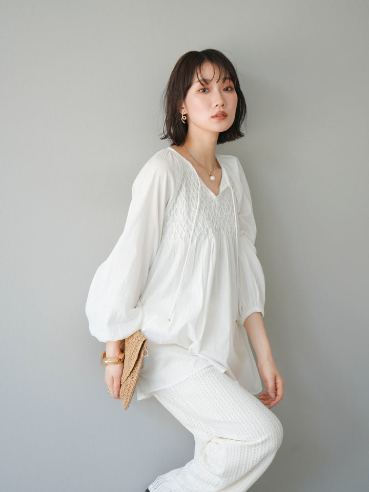 [予約]インド製キャンブリックボイル スモッキングブラウス/オフ