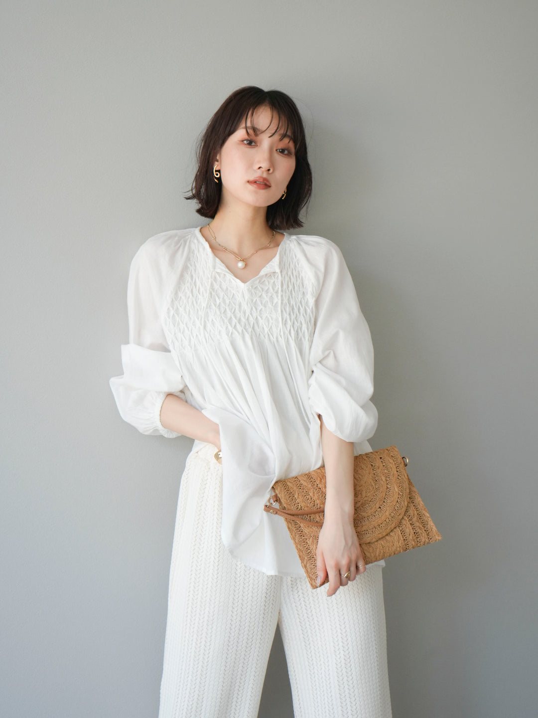 [予約]インド製キャンブリックボイル スモッキングブラウス/オフ