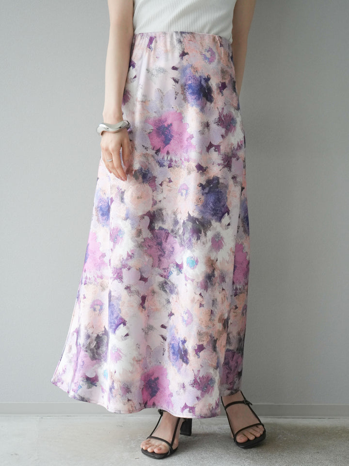 [予約]ニュアンスフラワーサテンスカート/パープル