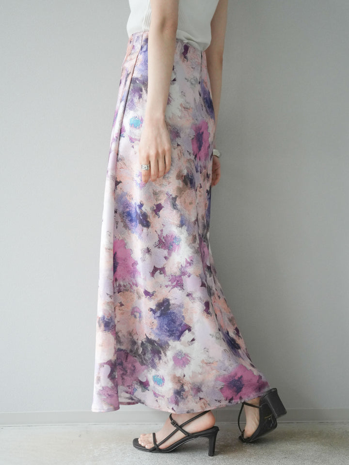 [予約]ニュアンスフラワーサテンスカート/パープル