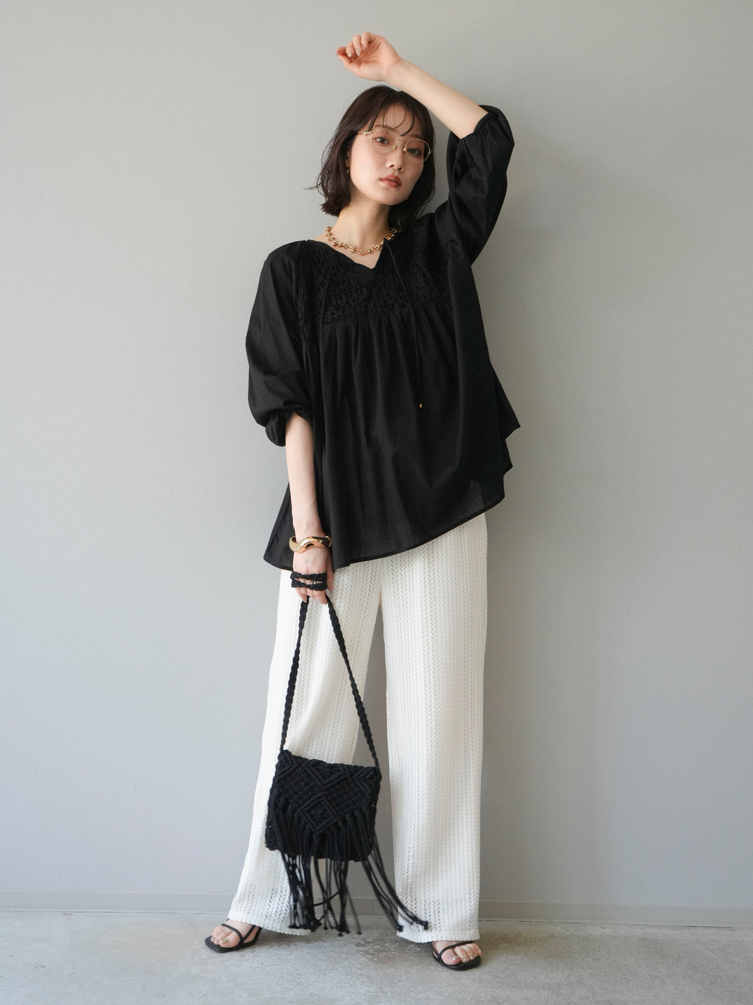 [予約]インド製キャンブリックボイル スモッキングブラウス/ブラック