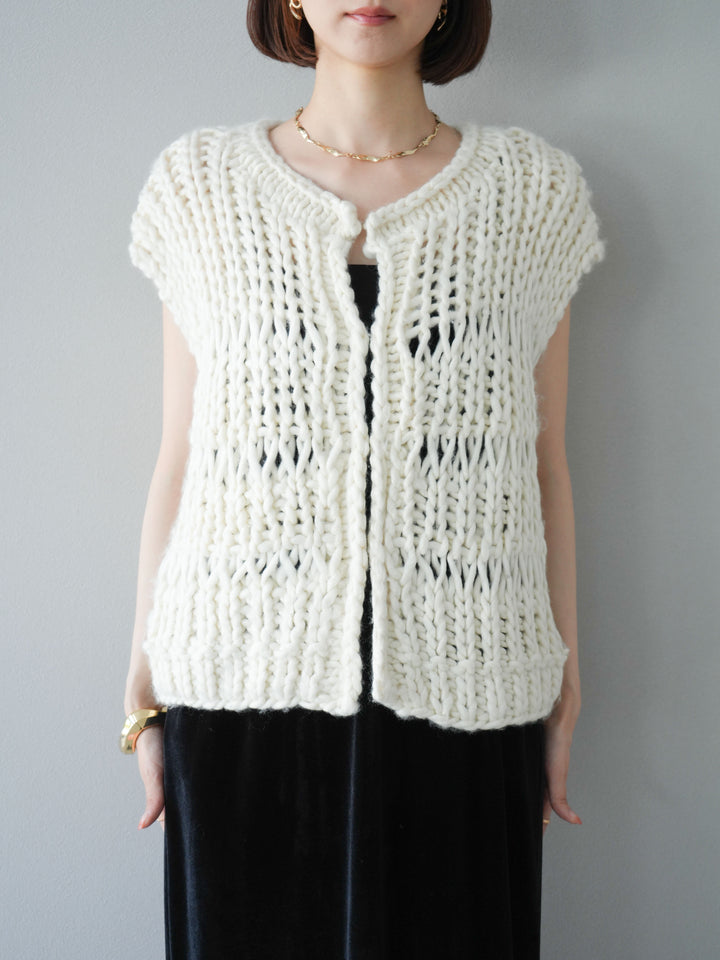 [予約]ハンドニットローピングベスト/アイボリー