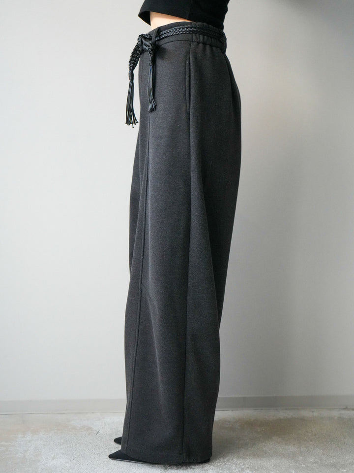 [予約]ベルト付裏起毛センターシームカーブパンツ/charcoal
