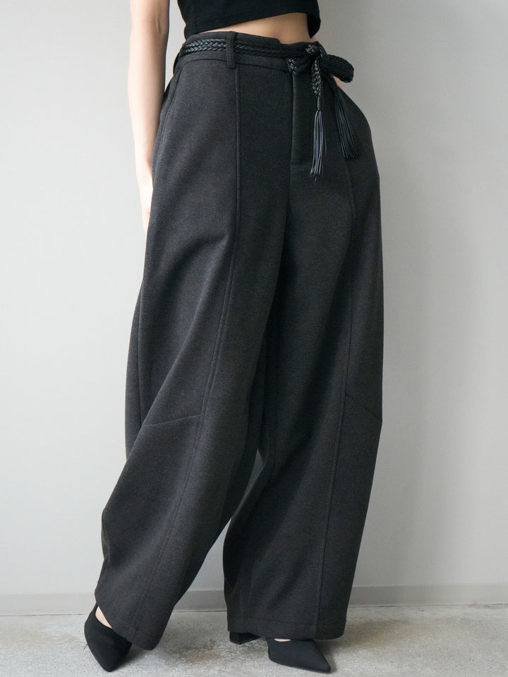 [予約]ベルト付裏起毛センターシームカーブパンツ/charcoal