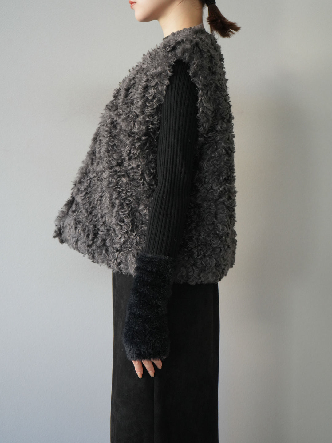 [予約]プードルファーショートベスト/チャコール