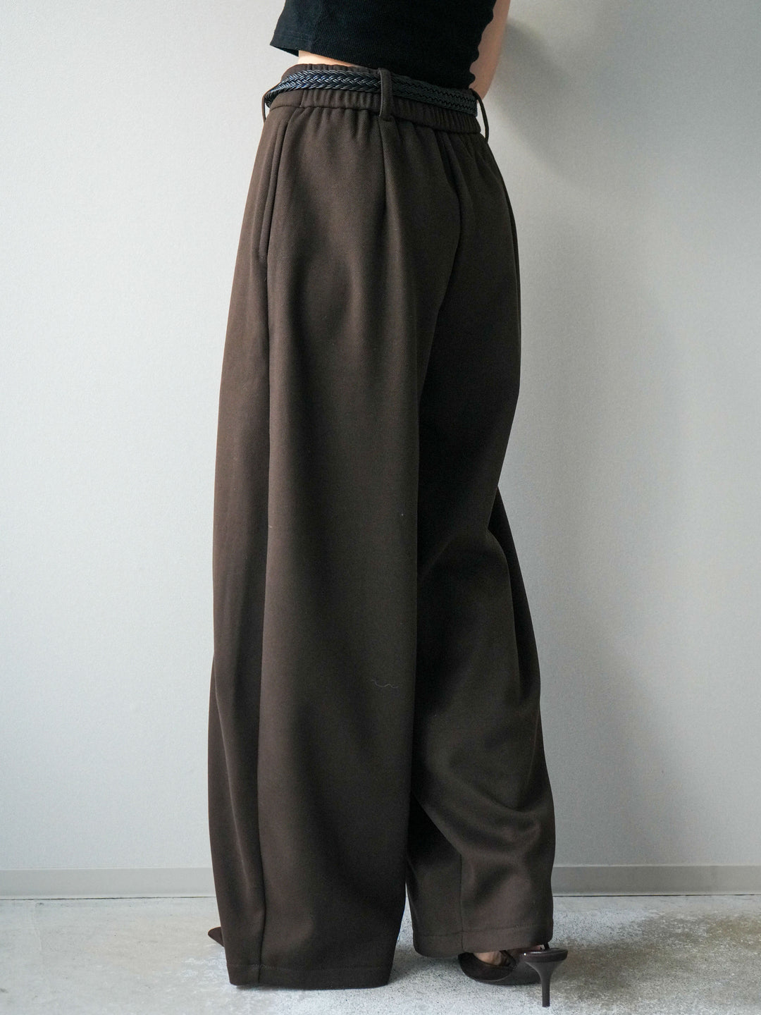 [予約]ベルト付裏起毛センターシームカーブパンツ/brown