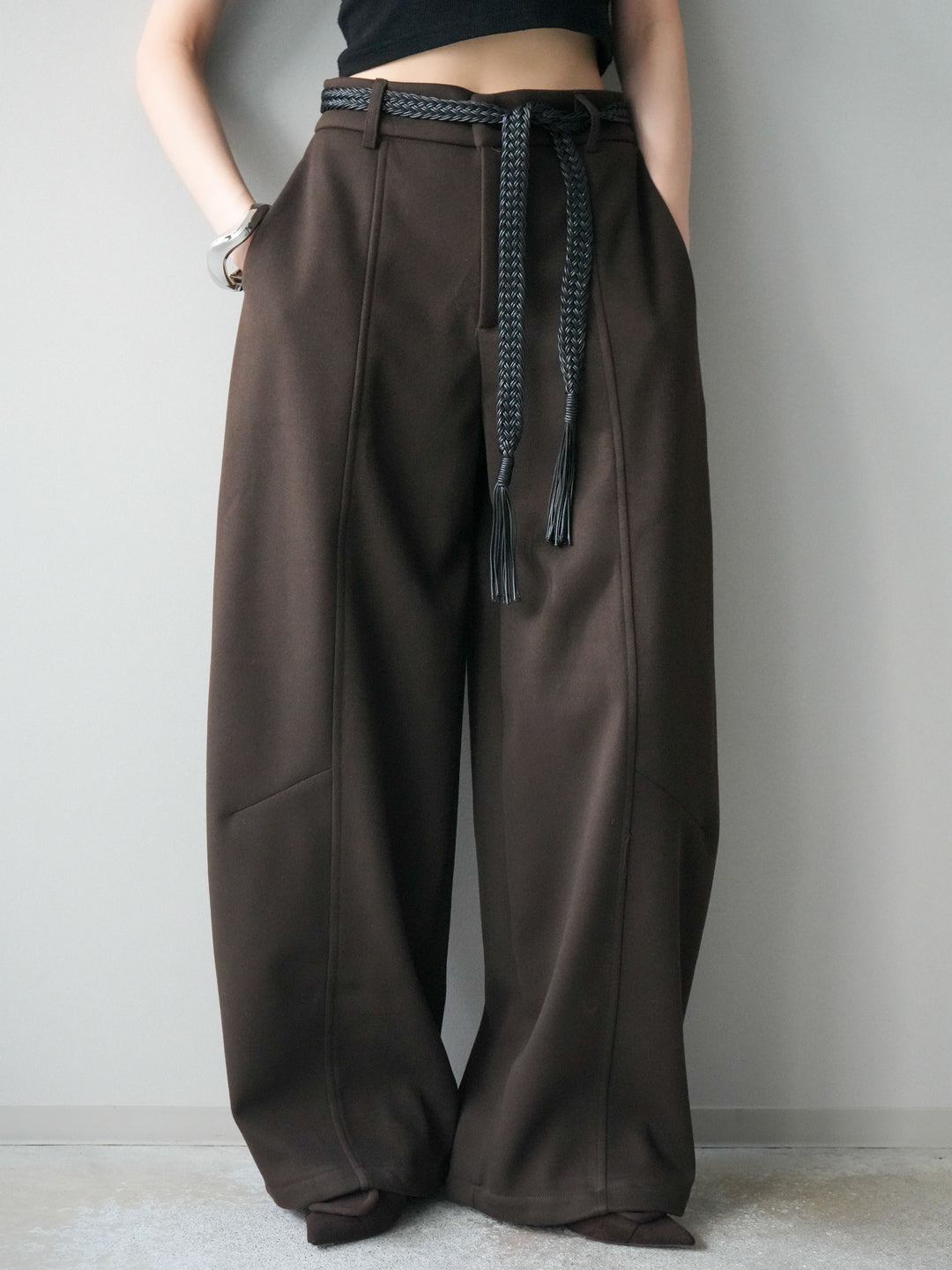[予約]ベルト付裏起毛センターシームカーブパンツ/brown