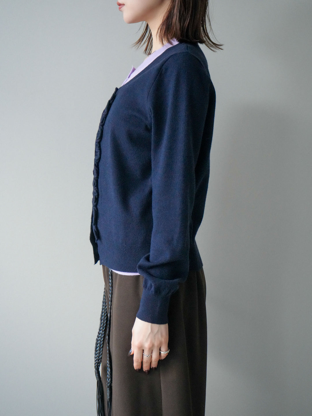 [予約]配色レイヤードフリルデザインニットカーディガン/black