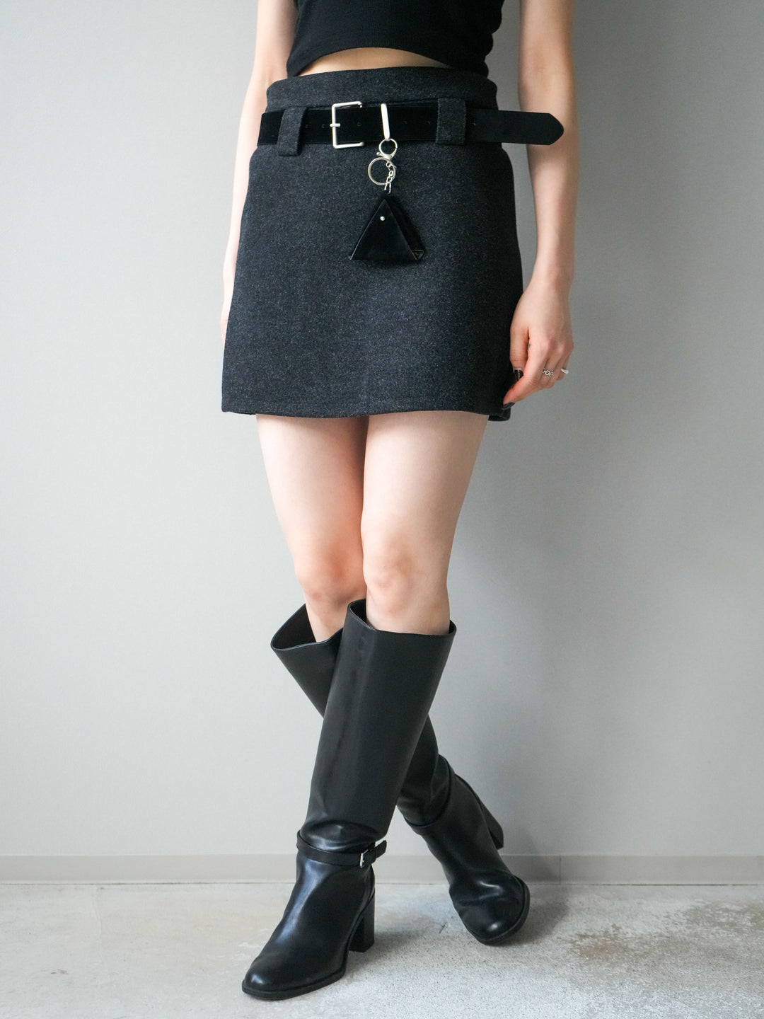 [予約]ウールタッチベルト付ミニスカート/black