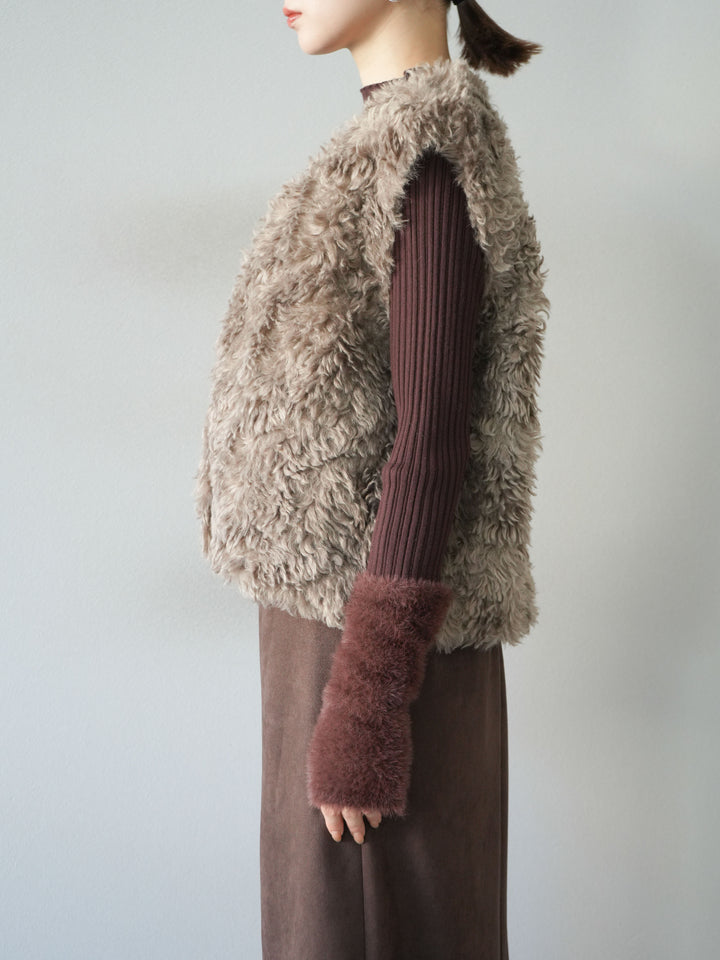 [予約]プードルファーショートベスト/モカ