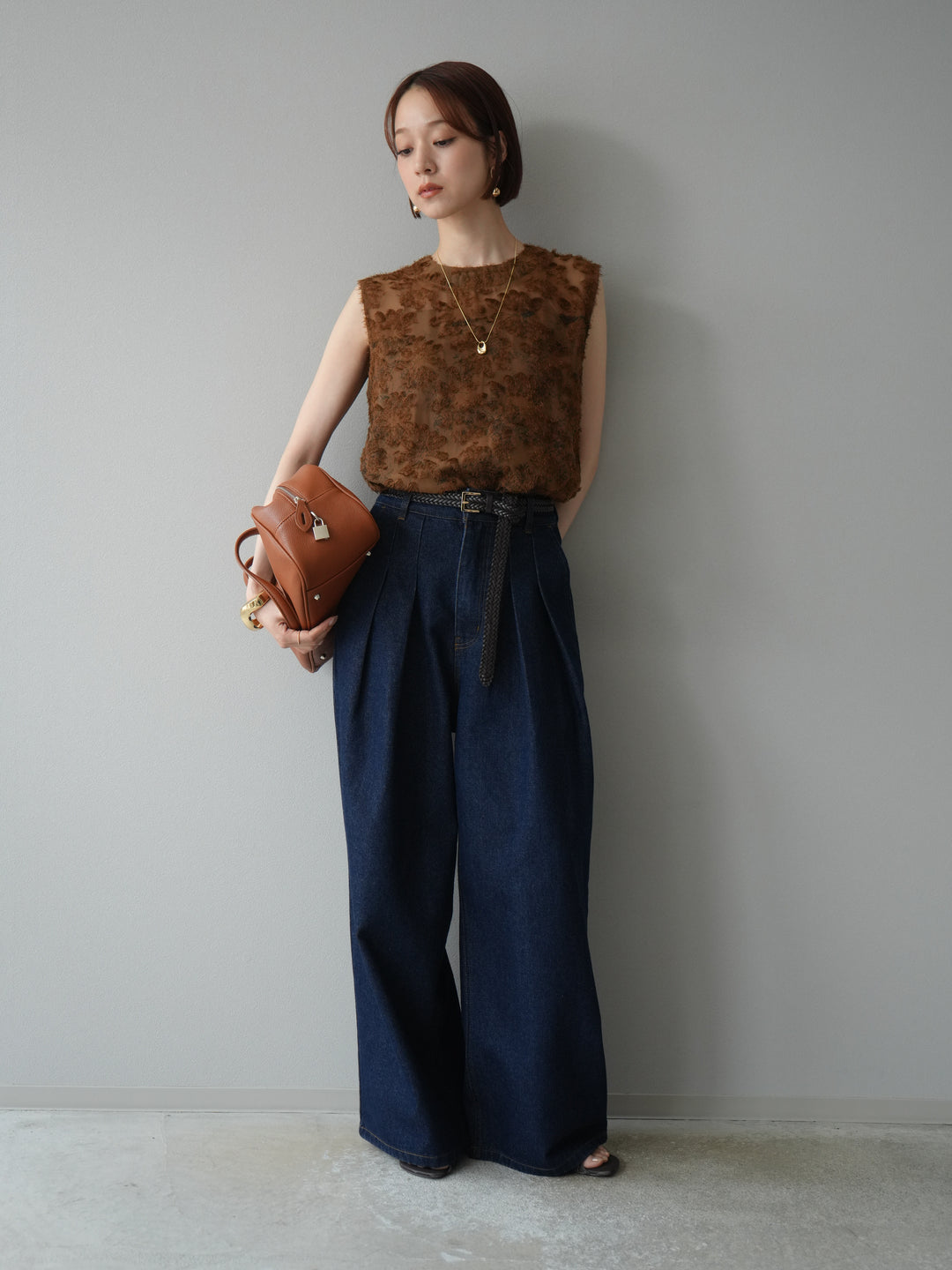 [予約]ニュアンスフリンジジャガードノースリーブブラウス/ブラウン