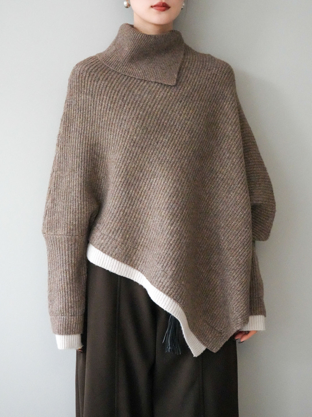 [予約]配色アシンメトリードルマンニットプルオーバー/oatmeal