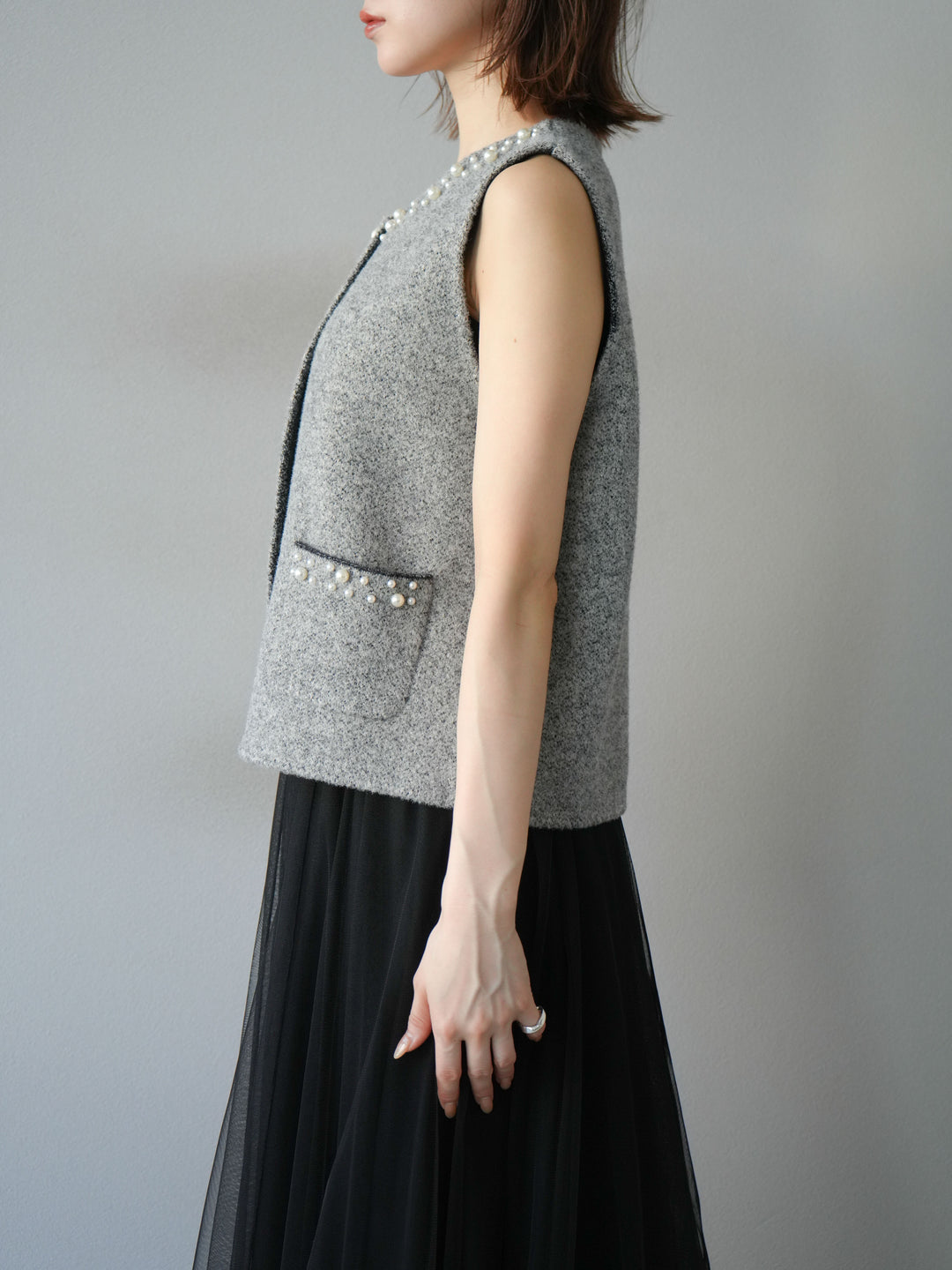[予約]パールデザインツイードライクニットベスト/グレー