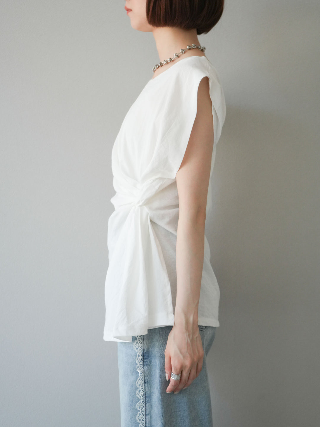 [預訂] 側扭法式上衣/象牙白
