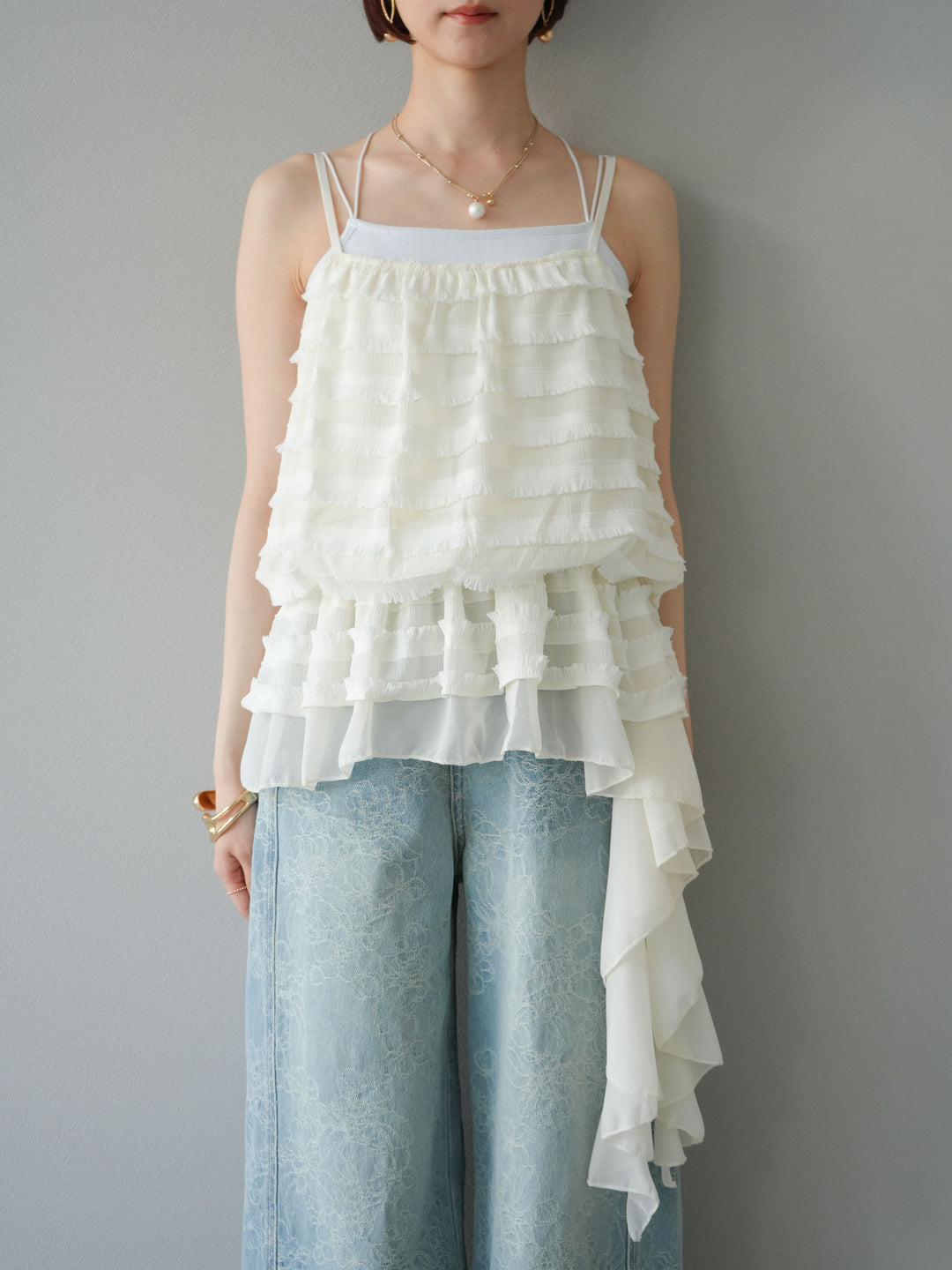 【預購】荷葉邊流蘇吊帶衫/象牙白