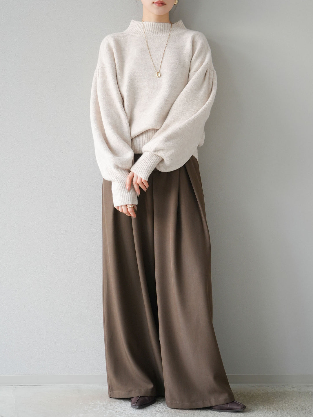 [予約]ボリュームスリーブプチネックニットプルオーバー/オートミール