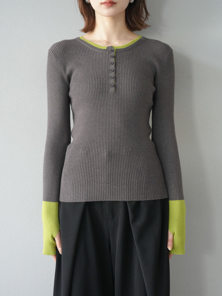 [2]ヘンリーネック配色リブニットトップス/チャコール