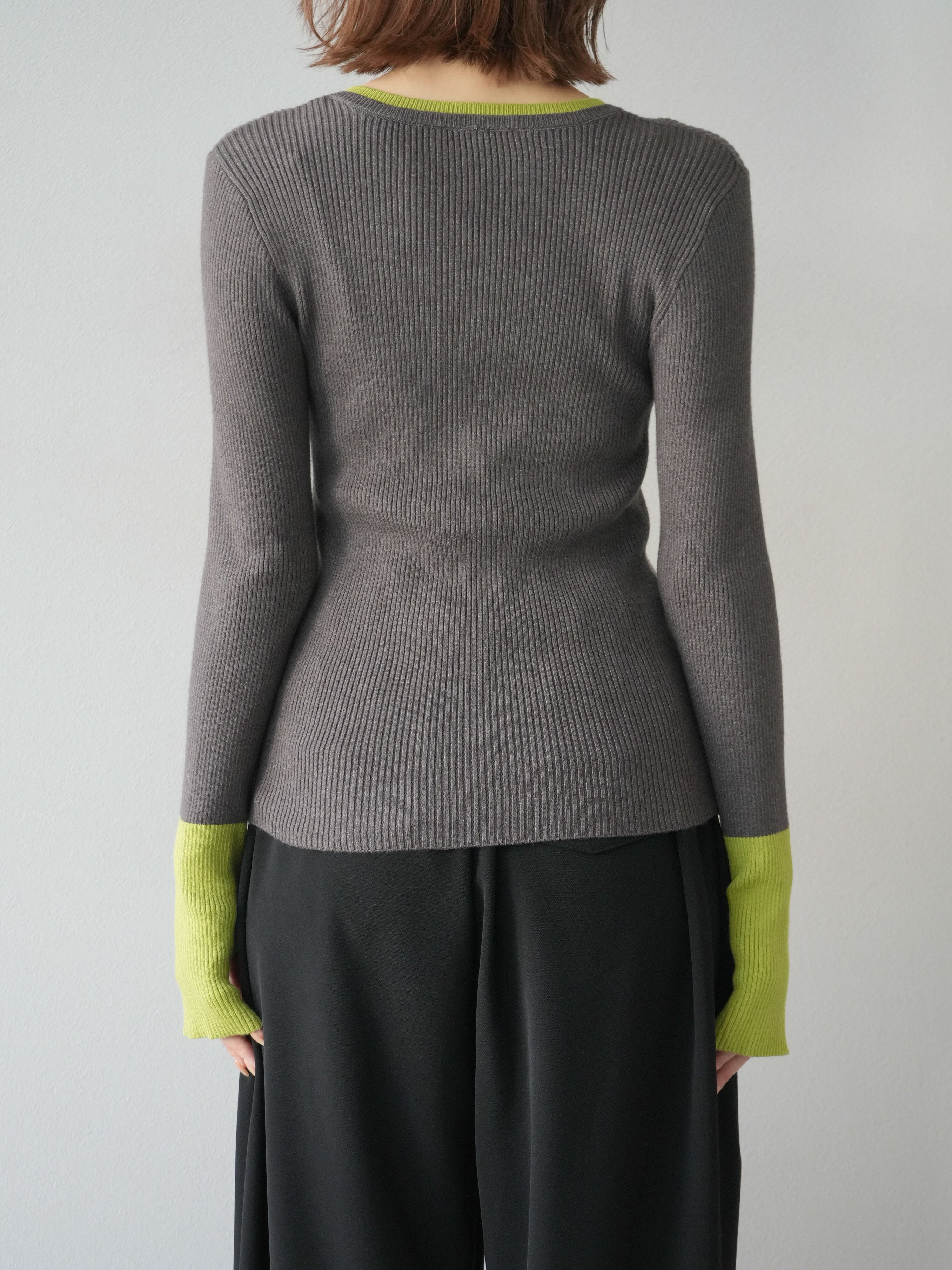 アルページュストーリー　新品正規品　ヘンリーリブニット　チャコールグレー アルページュストーリー 新品正規品 ヘンリーリブニット