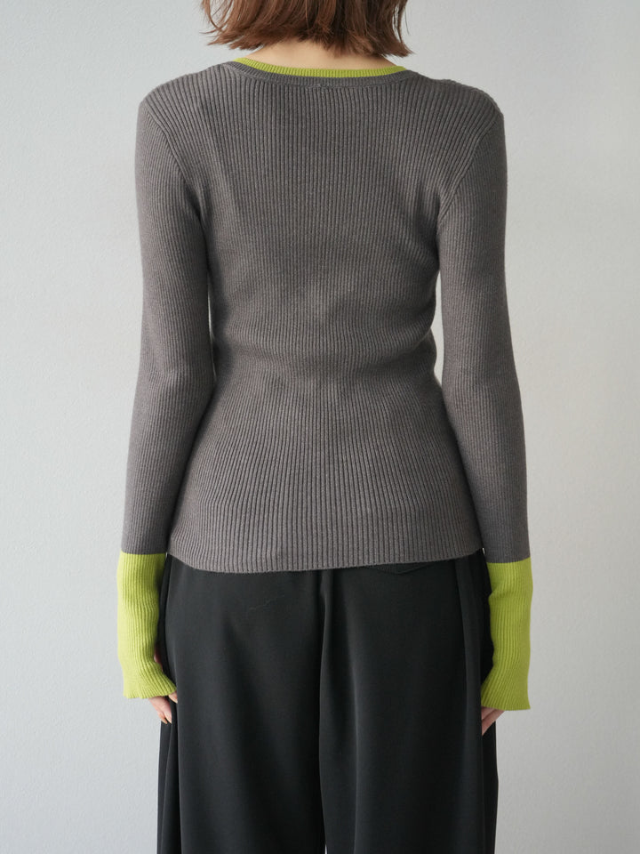 [2]ヘンリーネック配色リブニットトップス/チャコール