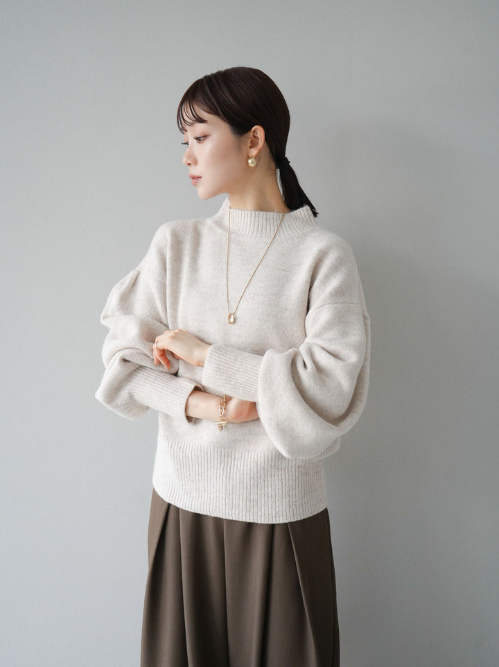 [予約]ボリュームスリーブプチネックニットプルオーバー/オートミール