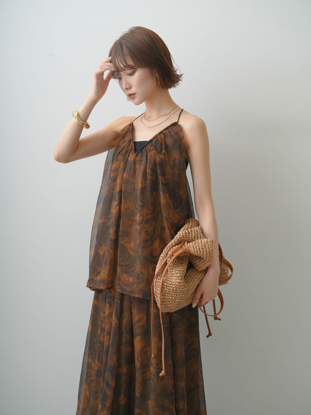 [予約]フラワーニュアンス柄ワイヤーシアーフレアキャミソール/brown