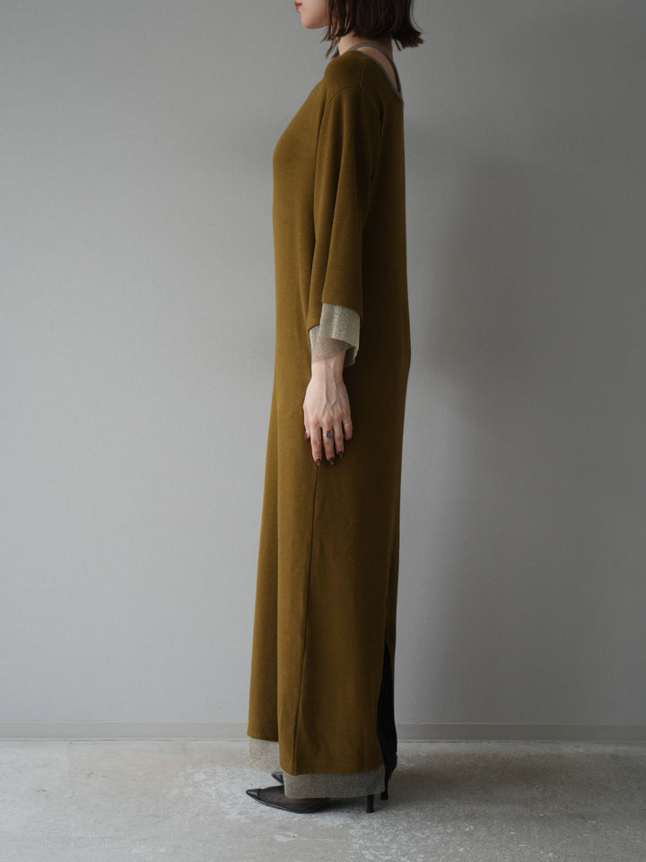 [予約]デザインネックラメシアー切替ニットワンピース/カーキ