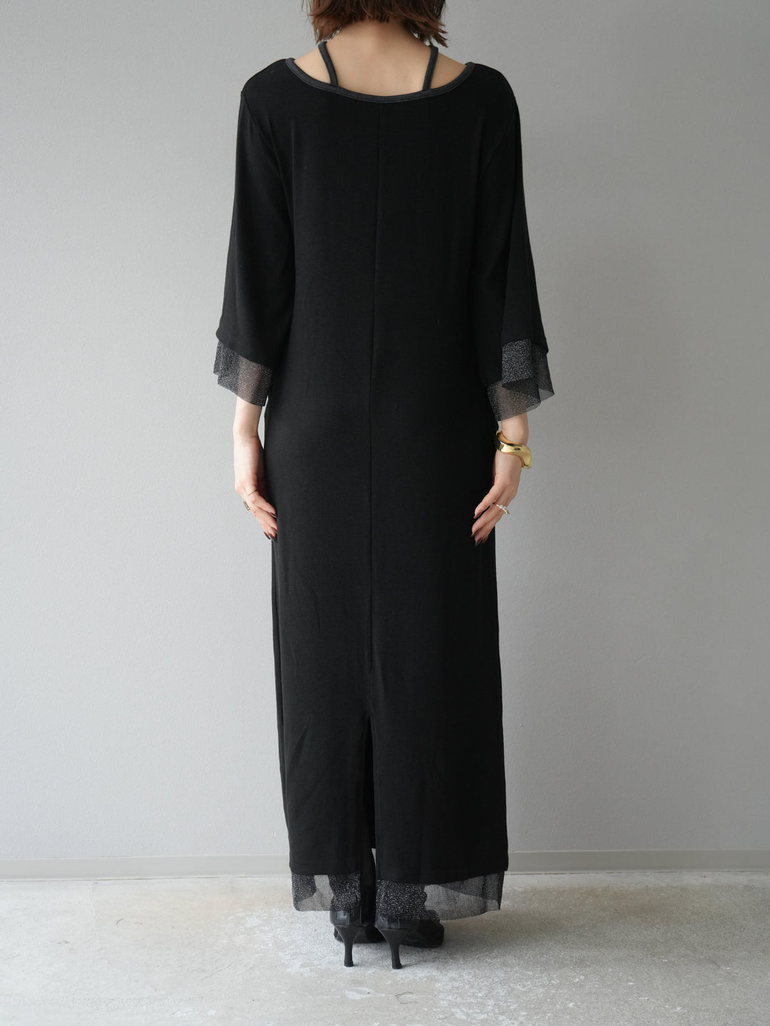 [予約]デザインネックラメシアー切替ニットワンピース/ブラック