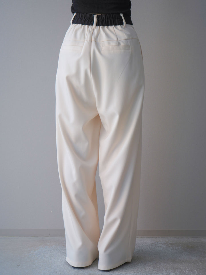 [予約]ウエストバイカラータックワイドパンツ/ivory
