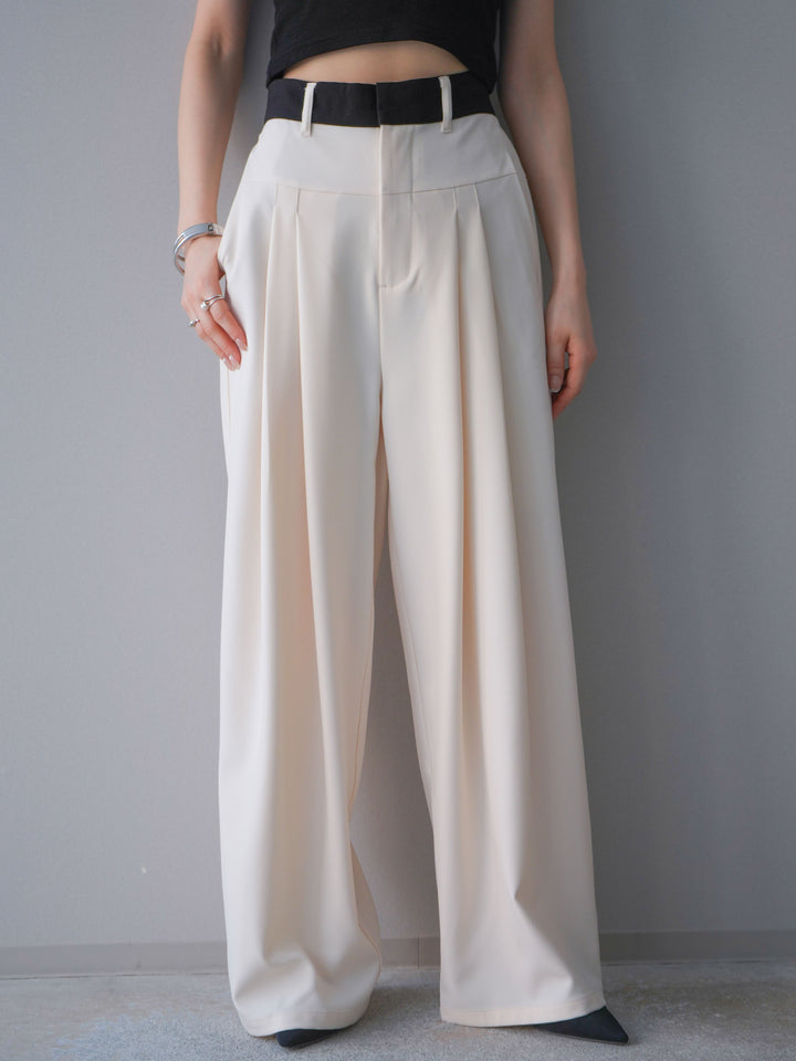 [予約]ウエストバイカラータックワイドパンツ/ivory