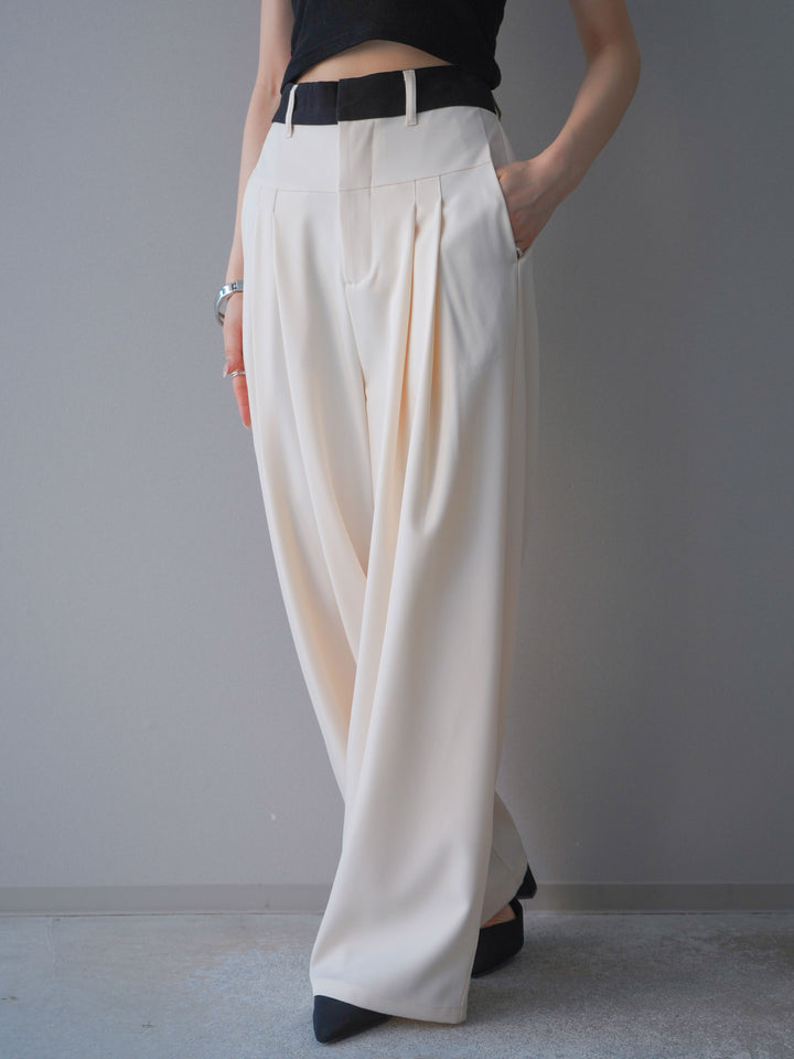 [予約]ウエストバイカラータックワイドパンツ/ivory