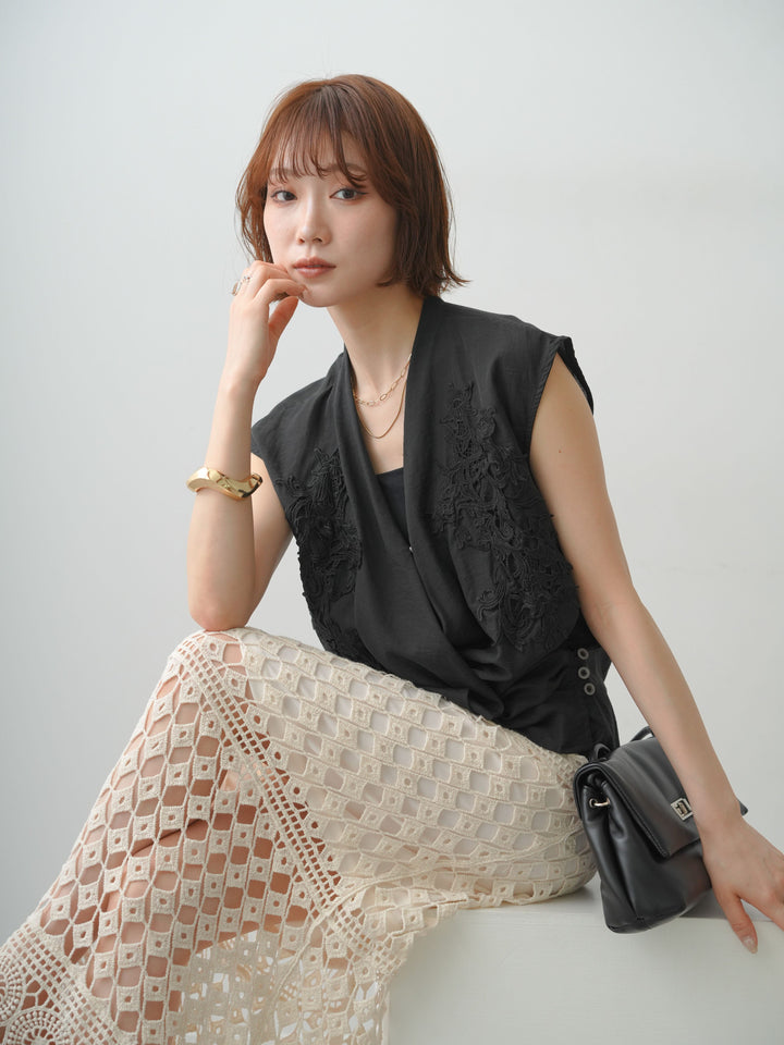 [予約]フロントレースノースリカシュクールブラウス/ black