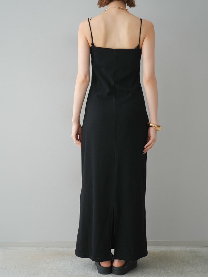 【預購】羅紋罩杯吊帶洋裝/黑色