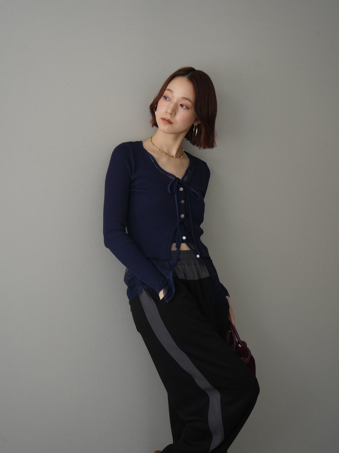 [SET]フロントリボン裾レースリブニットトップス+バイカラー異素材サイドラインライトポンチパンツ(2set)