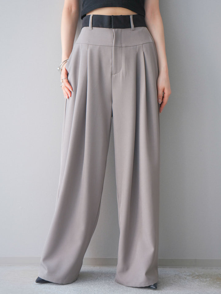 [予約]ウエストバイカラータックワイドパンツ/greige
