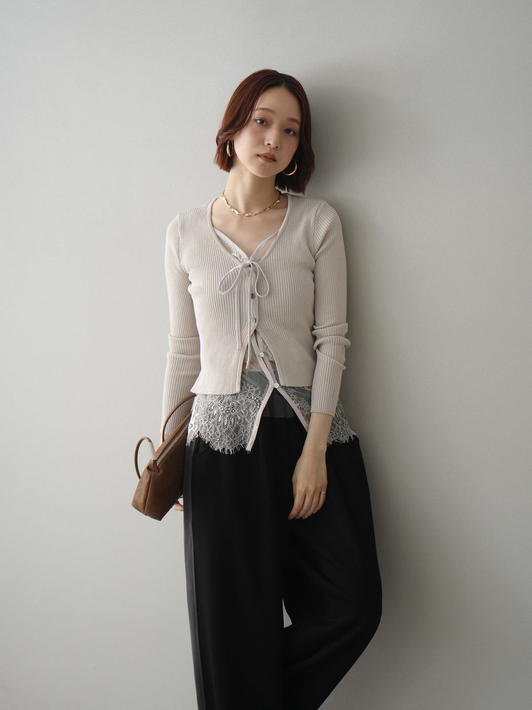 [SET]フロントリボン裾レースリブニットトップス+バイカラー異素材サイドラインライトポンチパンツ(2set)