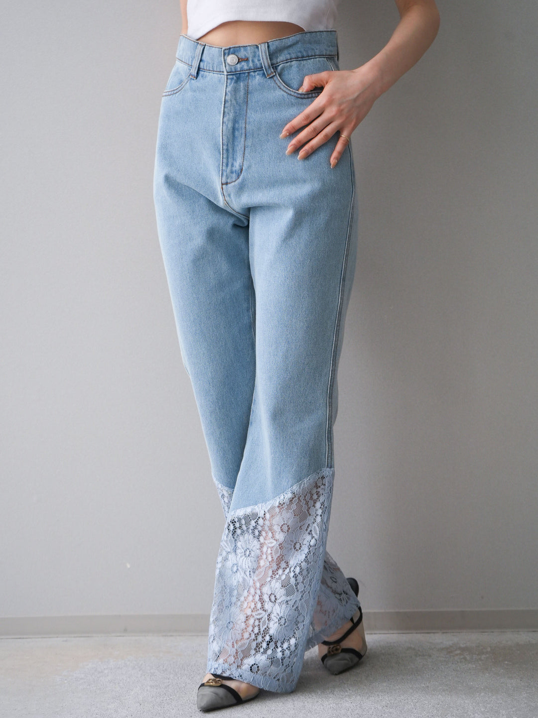 [予約]レース切替フレアデニムパンツ/bleach