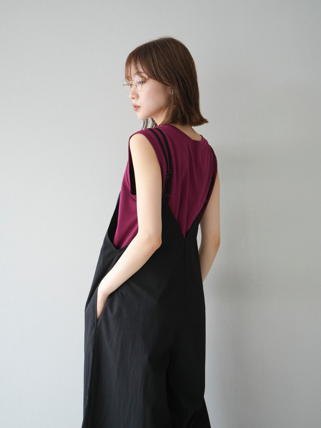 [予約]レーヨンVネックサロペット/ブラック