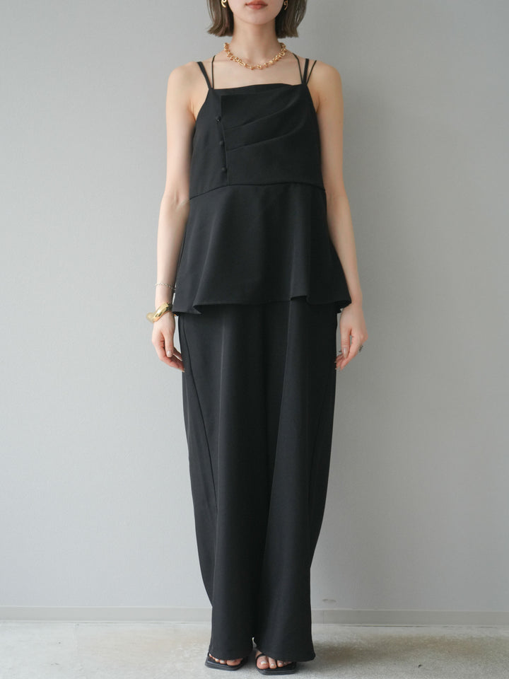 [預購] 亞麻觸感多層吊帶連身衣/黑色