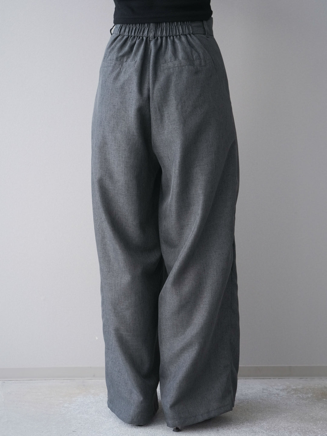 [予約]リネンライクタックワイドパンツ/charcoal