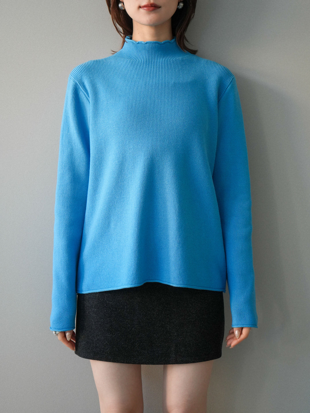 [予約]ボトルネック裾カールリブニットトップス/blue