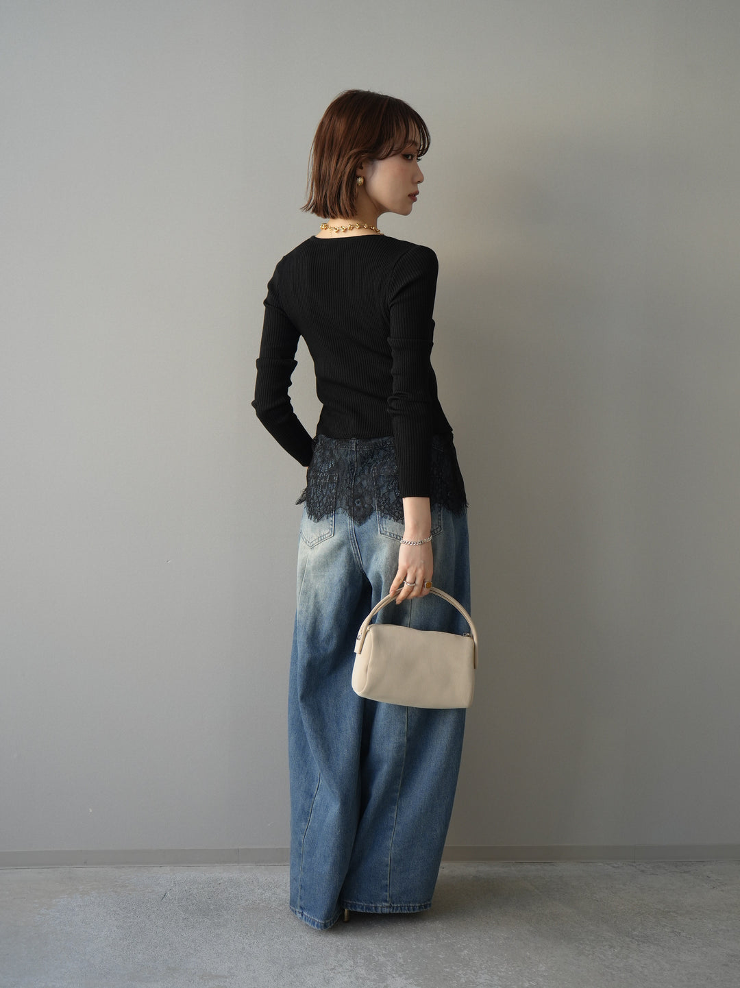 [SET]フロントリボン裾レースリブニットトップス+フロントビジューカーブデニムパンツ(2set)