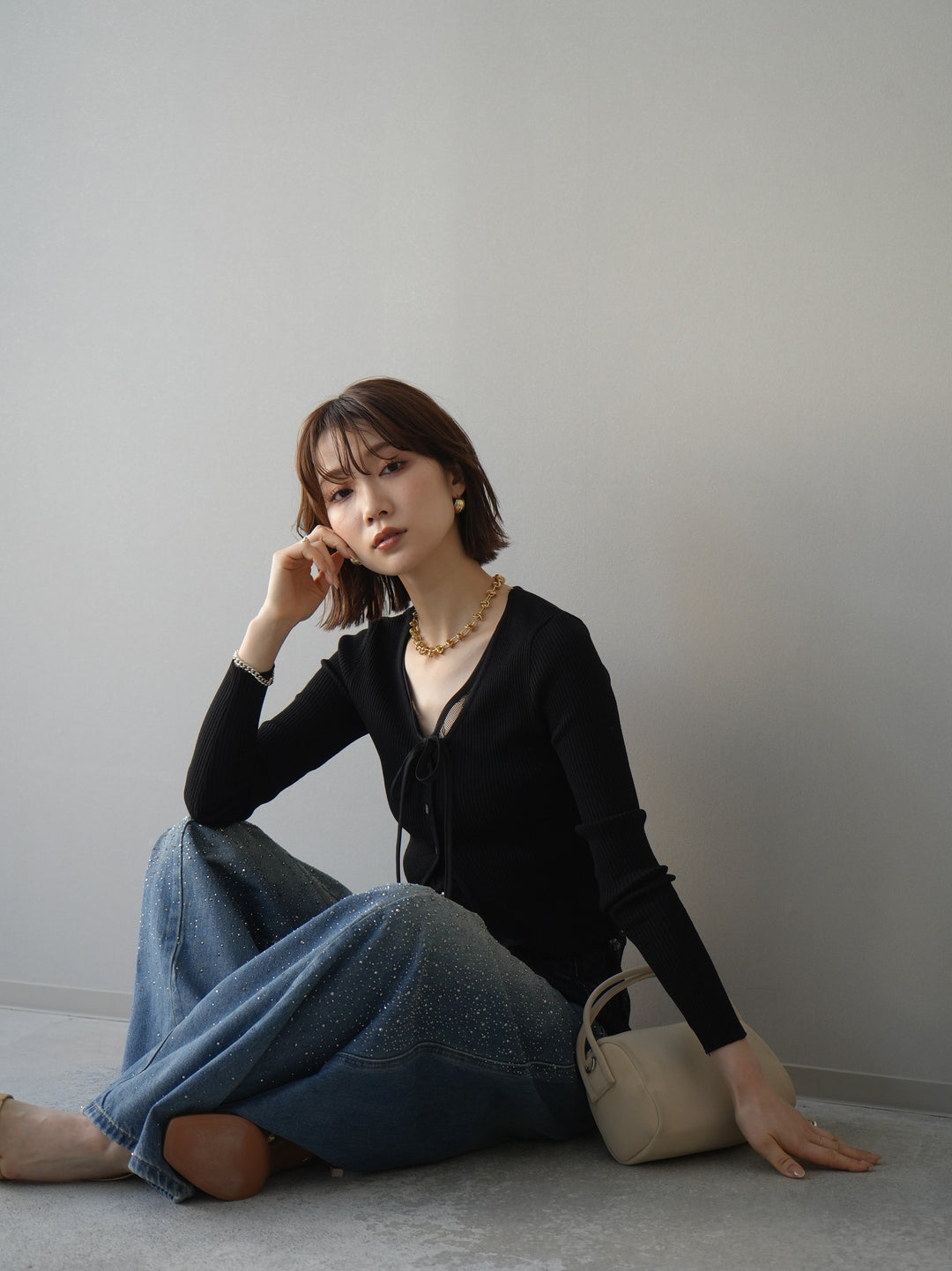 [予約]フロントリボン裾レースリブニットトップス/black