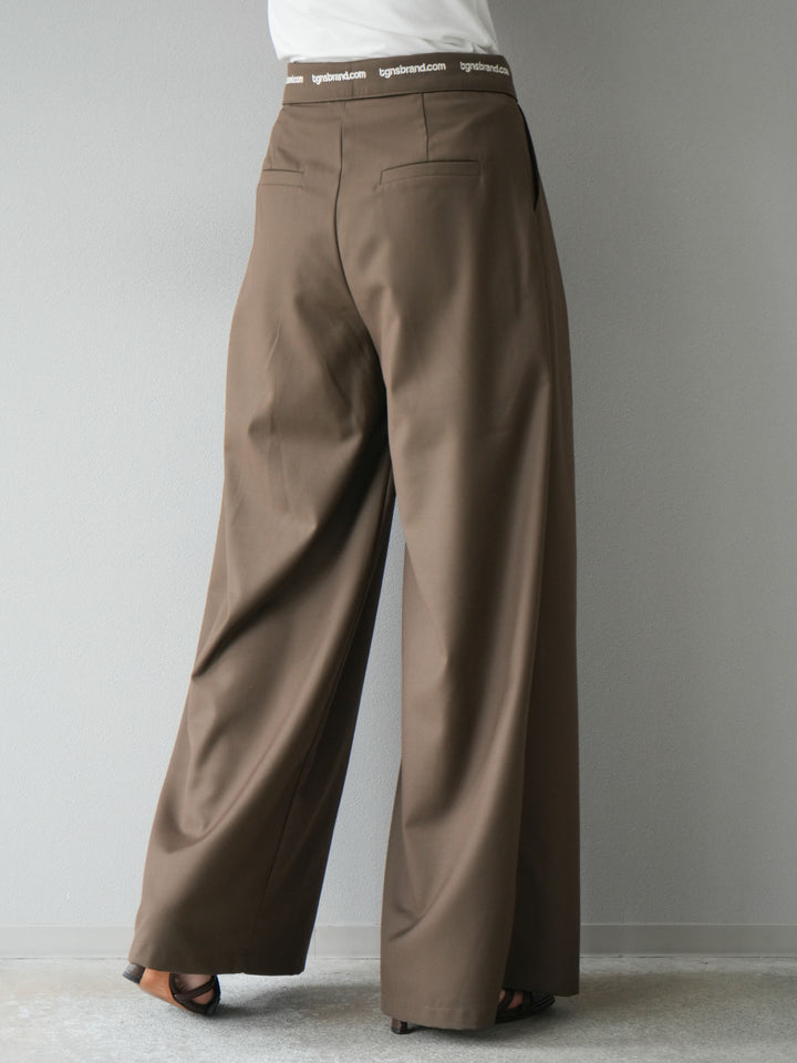 【預購】寬褲，捲腰，附logo褶/褐色