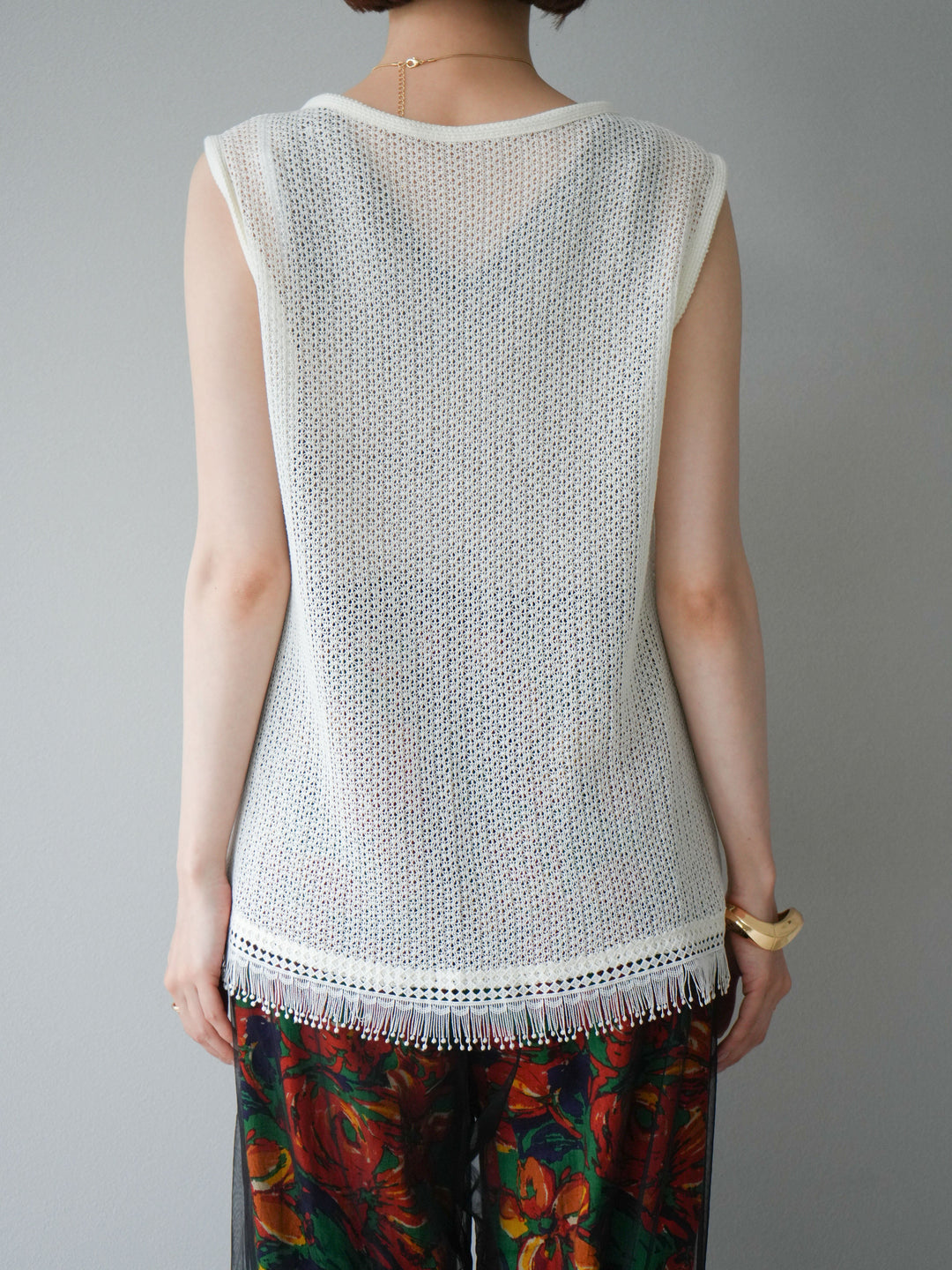 [予約]裾フリンジVネックニットタンクトップアンサンブル/オフ