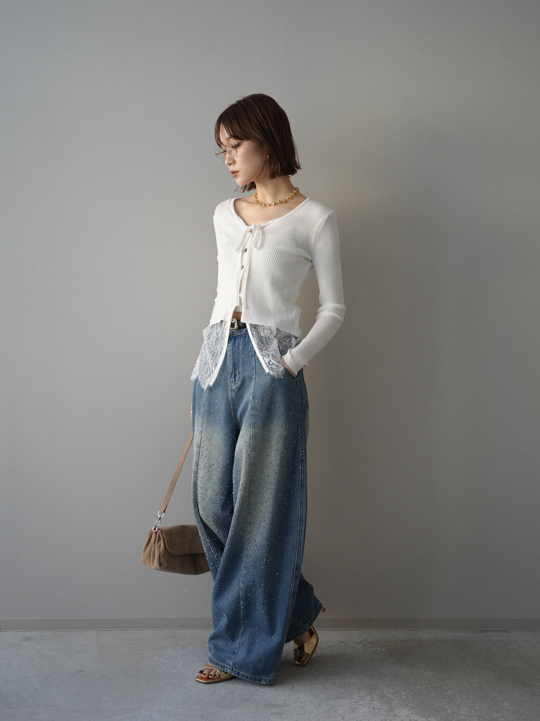 [SET]フロントリボン裾レースリブニットトップス+フロントビジューカーブデニムパンツ(2set)
