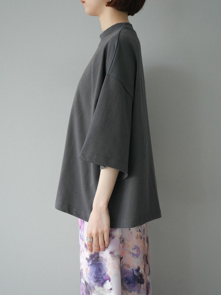 [予約]モックネックコットンルーズTシャツ/チャコール