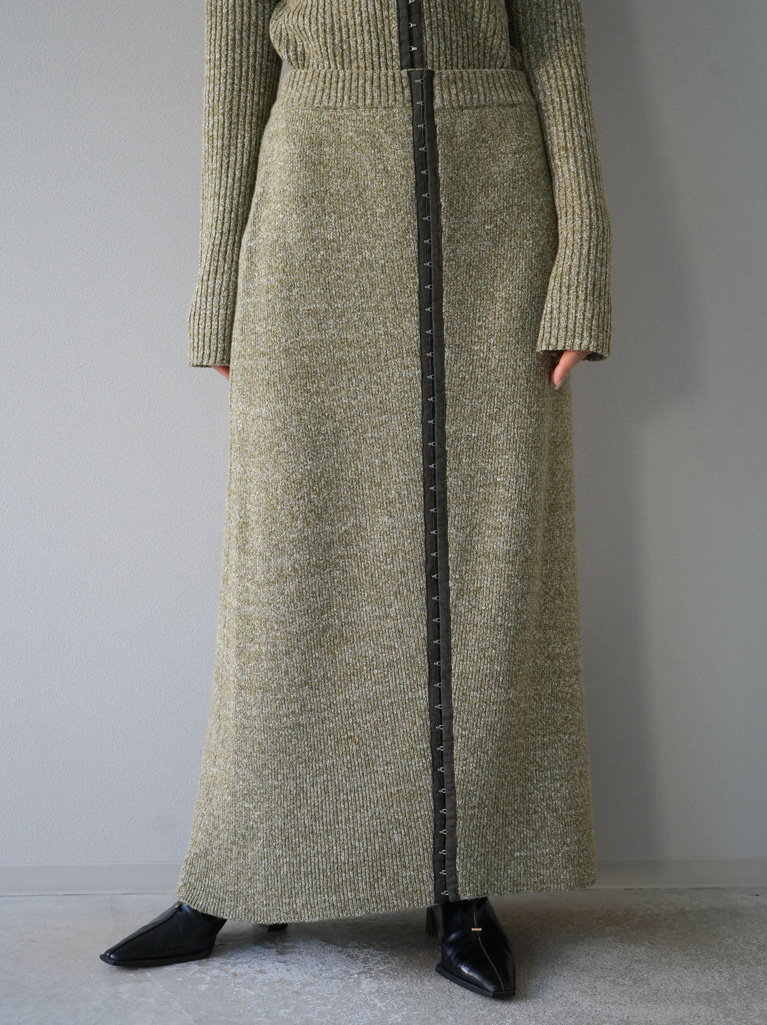 [予約]ホックディティールマルチWAYニットスカート/グリーン