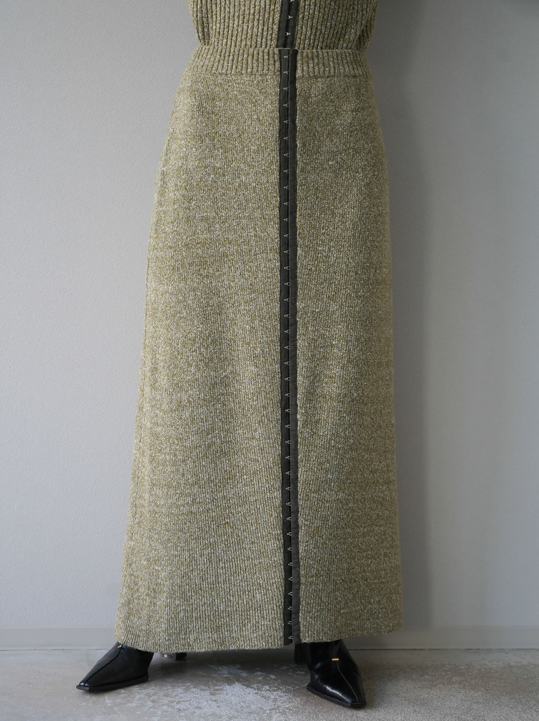 [予約]ホックディティールマルチWAYニットスカート/グリーン