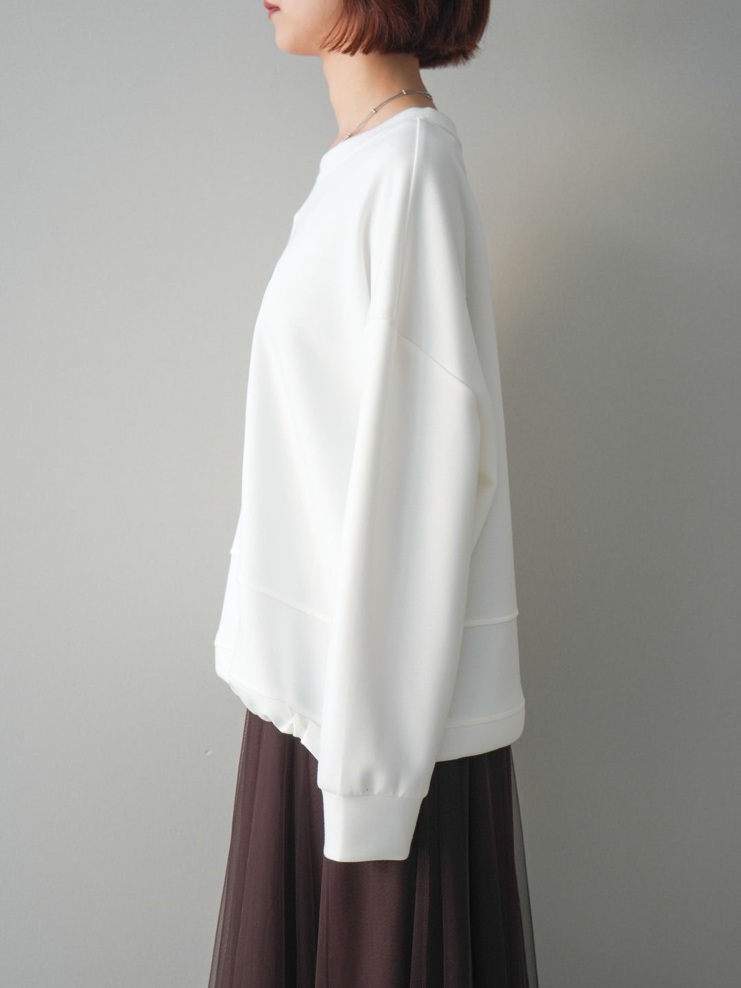 [予約]ライトポンチ刺繍ロゴプルオーバー/white