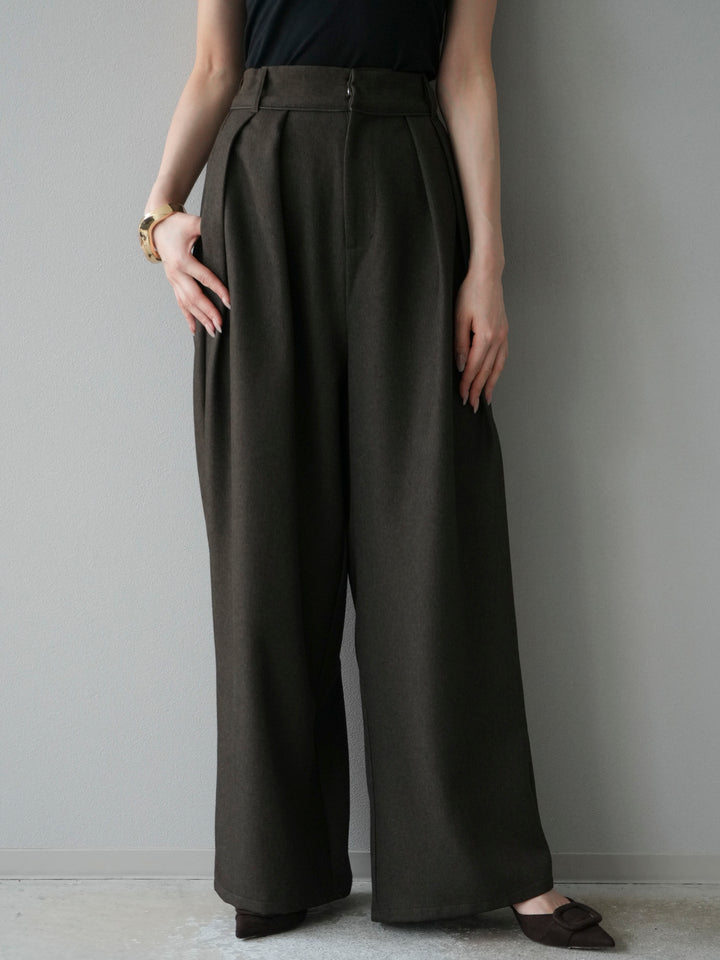 [予約]レザーパイピングタックワイドパンツ/ブラウン